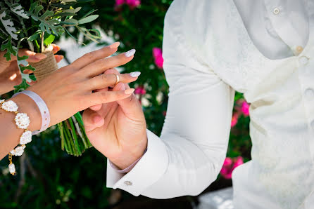 Fotógrafo de casamento Maksim Prikhodnyuk (photomaxcrete). Foto de 4 de setembro 2018