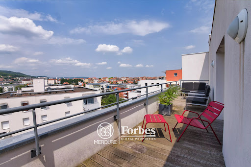 Apartment with terrace 1