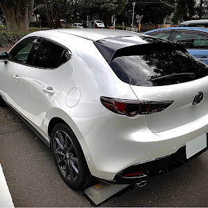 MAZDA3