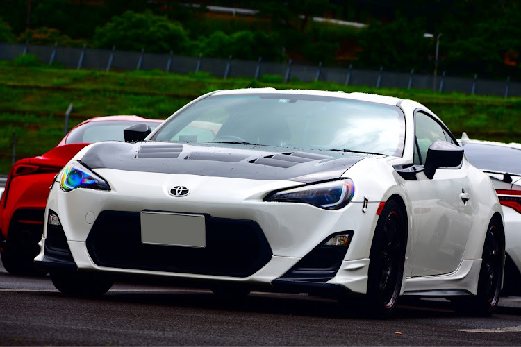 86の86style with BRZ・86style・86BRZオーナーさんと繋がりたい・不正改造車取締月間に関するカスタム事例の投稿画像2枚目