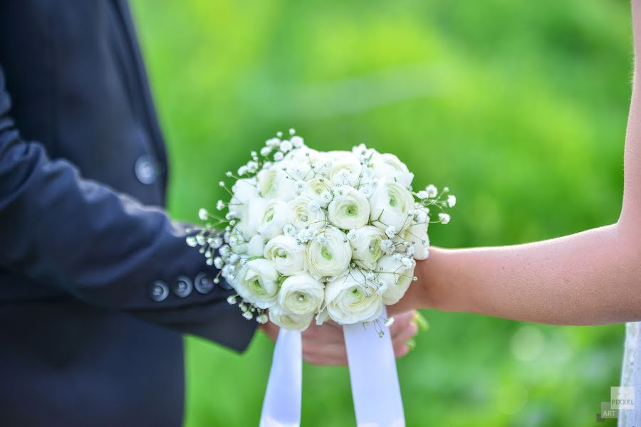 Fotografo di matrimoni Kirill Matukhno (artpixxel). Foto del 9 ottobre 2017