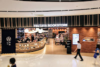 TSUTAYA BOOKSTORE 蔦屋書店 高雄大立店