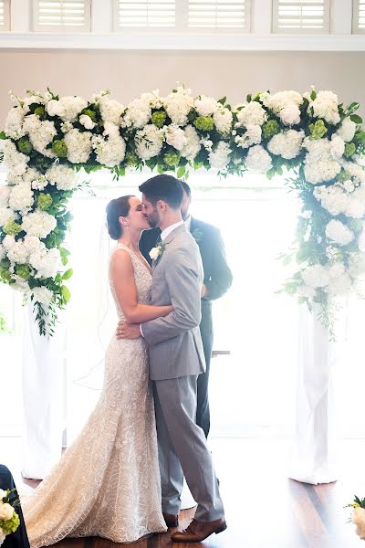 Wedding photographer Kat Hanafin (kathanafin). Photo of 27 August 2019