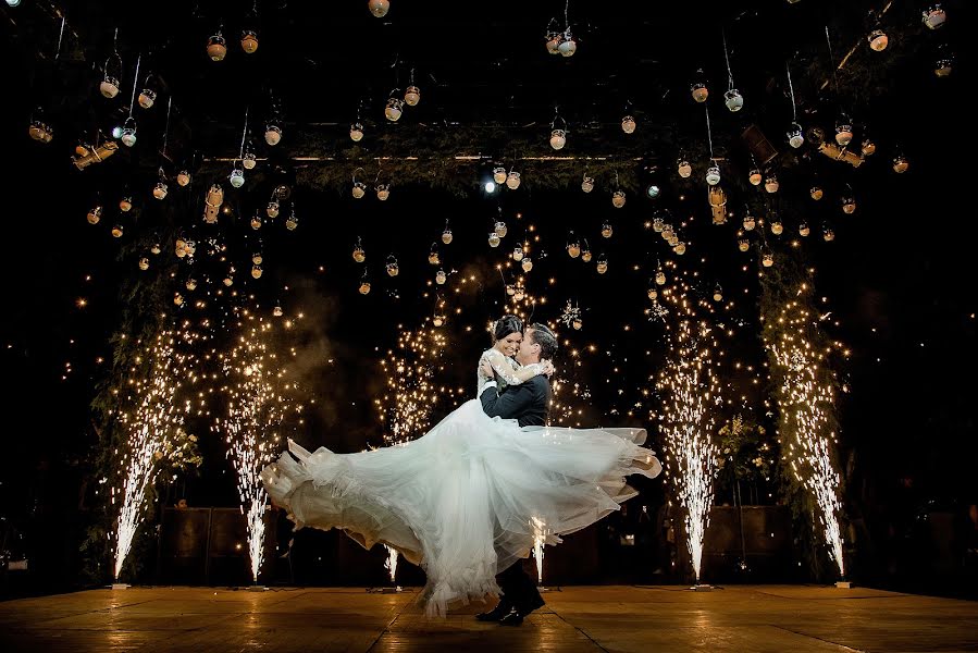 Fotografo di matrimoni Alejandro Souza (alejandrosouza). Foto del 10 dicembre 2019