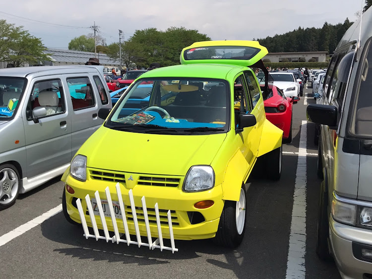 エリーゼのFMM（フリーモーターミィーティング）・宇都宮ろまんちっく村・あまりに個性的なクルマ達・いつになったらツーリング始まる？・エランに関するカスタム事例の投稿画像9枚目