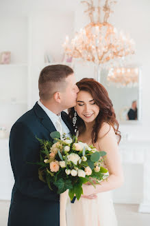 Wedding photographer Ekaterina Danilova (katerinadanilova). Photo of 12 April 2020