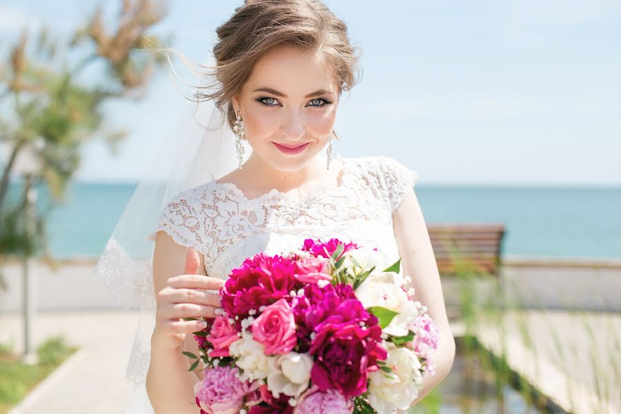 Fotógrafo de casamento Marina Zotova (marinazotova). Foto de 10 de junho 2017