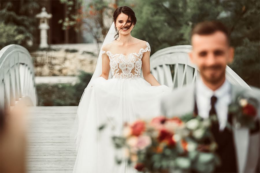 Fotógrafo de casamento Suto Lorand (sutolorand). Foto de 29 de agosto 2022