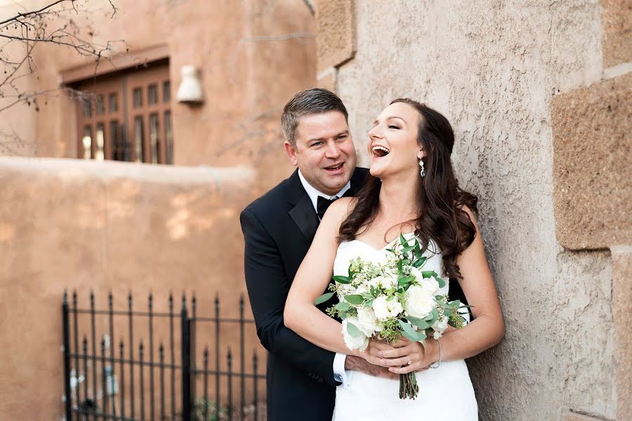 Fotografo di matrimoni Caitlin Jenkins (caitlinephoto). Foto del 8 settembre 2019