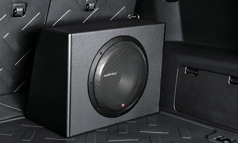 Subwoofer en el coche? hay que saber