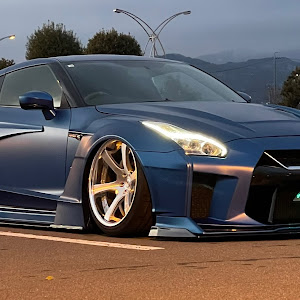 NISSAN GT-R R35