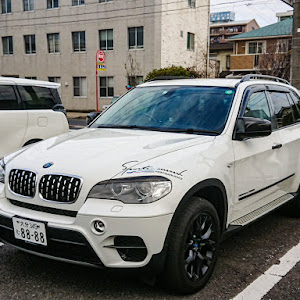 X5 E70