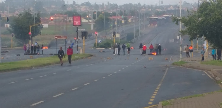Rea Vaya suspended its bus services during the protest in Soweto.