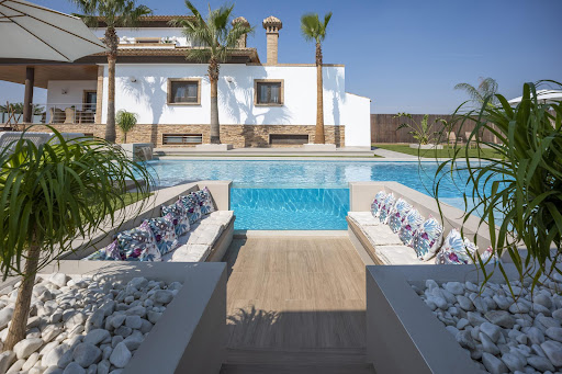Propriété avec piscine en bord de mer 3