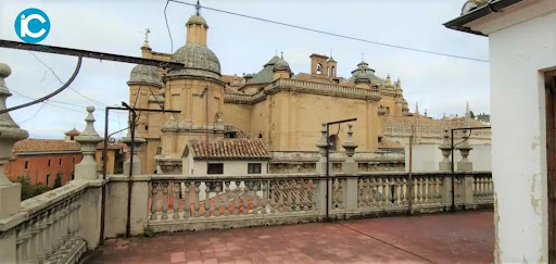Buy this luxury house in Granada (Spain)