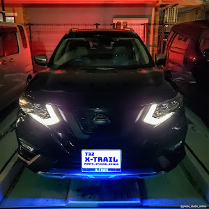 エクストレイル HNT32
