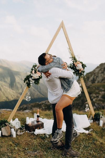 Fotografo di matrimoni Sorin And Patricia (sirbusorin). Foto del 19 aprile 2021