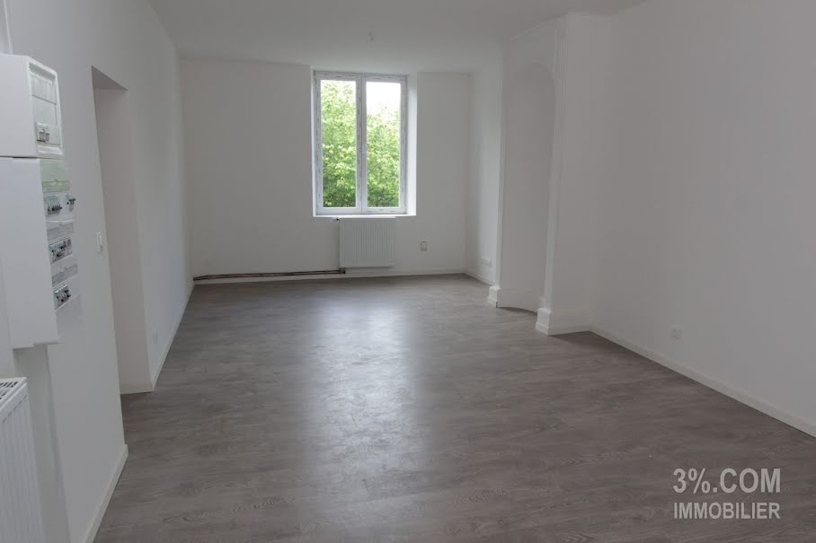 Location  appartement 2 pièces 54 m² à Luneville (54300), 435 €