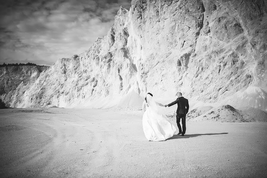 Wedding photographer Tomas Paule (tommyfoto). Photo of 19 May 2016