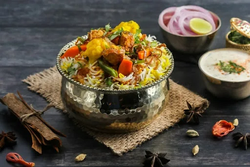 Classic Paneer & Veggies Dum Biryani