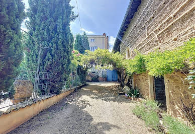 Maison avec piscine et jardin 2