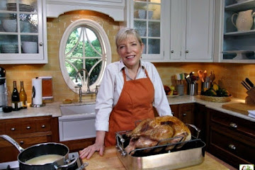 Sara Moulton's Best Make-Ahead Turkey Gravy Recipe (Gluten-Free)