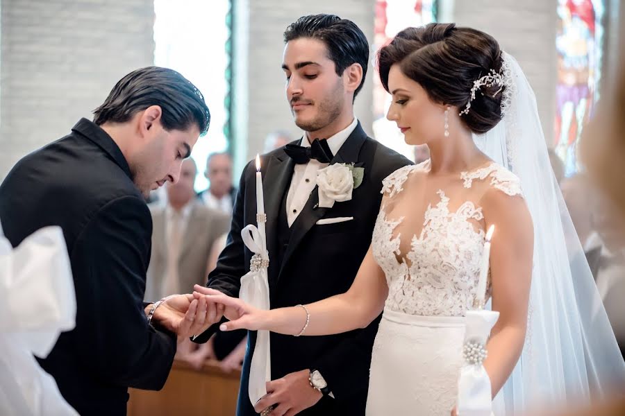 Fotógrafo de casamento Michele Rivera (mishamedia). Foto de 12 de dezembro 2019