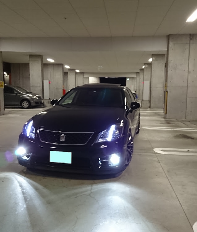 クラウンアスリートのJun Style・徘徊の帝王・福岡に関するカスタム事例の投稿画像1枚目