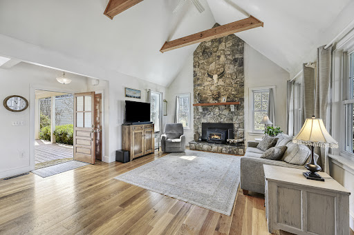 Luxury property for sale in Mineral (United States)