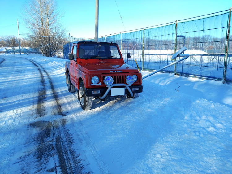 ジムニーの雪・SJ30・嫌な季節に関するカスタム事例の投稿画像1枚目