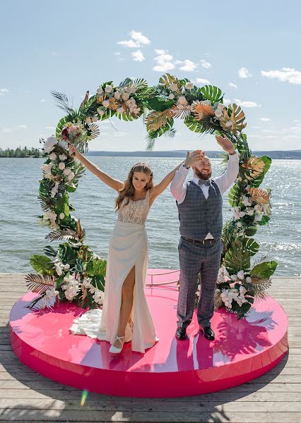 Wedding photographer Violetta Kuprikova (phvioletta). Photo of 6 August 2023