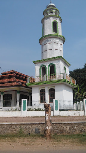 Menara Mesjid Al Ikhlas 