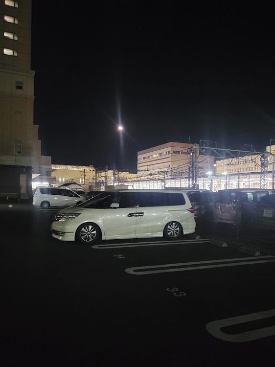 エリシオンのnight photography・スマホ撮影・エリシオン大好き・10月もよろしくお願いしますに関するカスタム事例の投稿画像1枚目