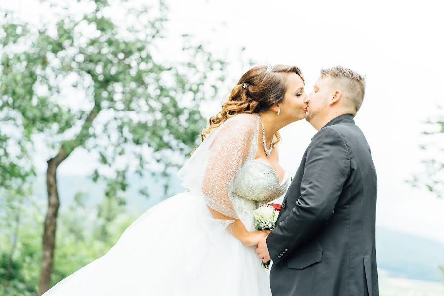 Fotografo di matrimoni Thorsten Koch (tkpixxfotografie). Foto del 11 maggio 2019