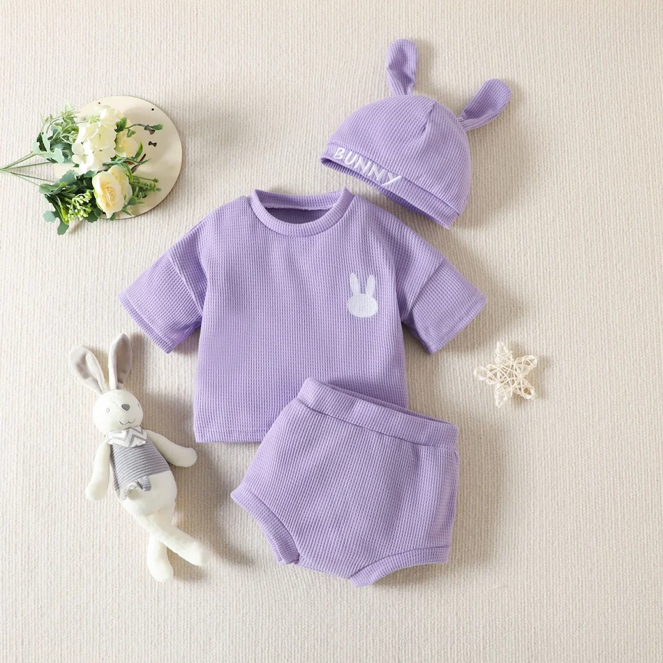 Conjunto Infantil Primavera Color Sólido Camiseta Pantalones Cortos y Sombrero. Ideal para juegos, cómodo y transpirable, perfecto para el sol y la diversión.