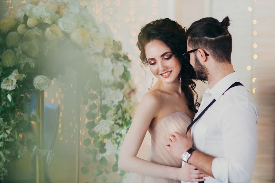 Wedding photographer Anna Kolmakova (anutakolmakova). Photo of 30 April 2017