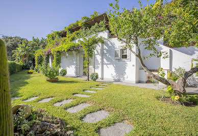 Villa with garden and terrace 2