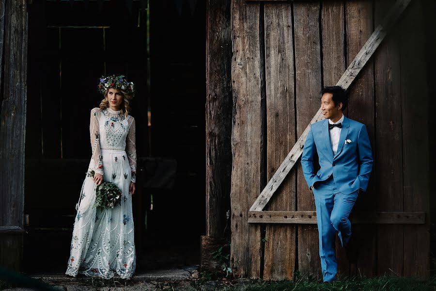 結婚式の写真家Kamil Parzych (podswiatlo)。2021 8月31日の写真