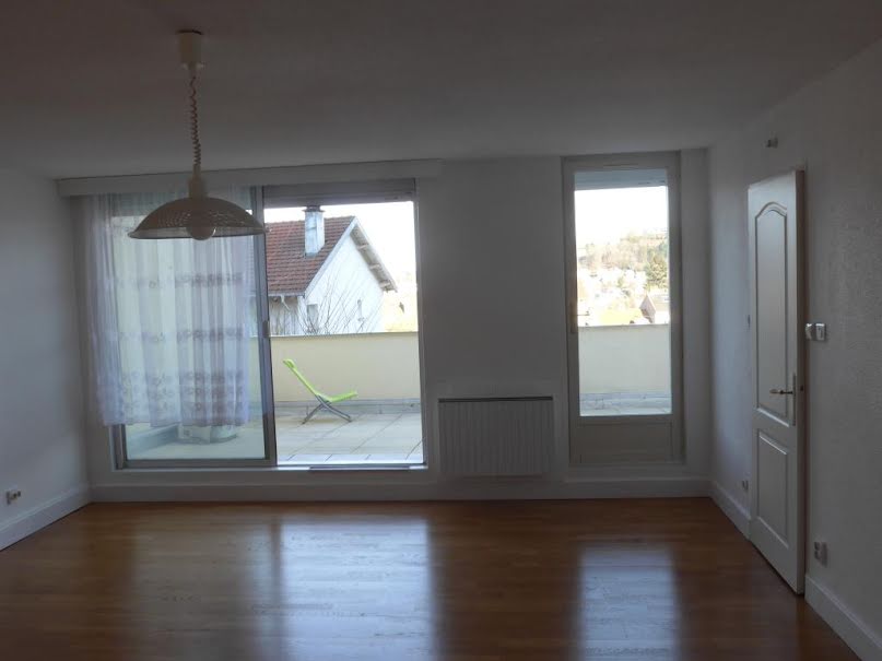 Location  appartement 2 pièces 40 m² à Chantraine (88000), 380 €