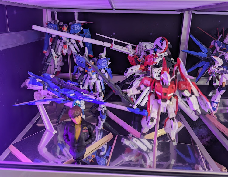 スイフトスポーツのガノタ・ガンダム・ガンダムショーケースに関するカスタム事例の投稿画像4枚目