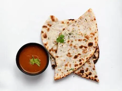 Mutton Keema Naan With Gravy