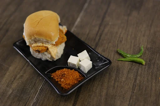 Paneer Vada Pav