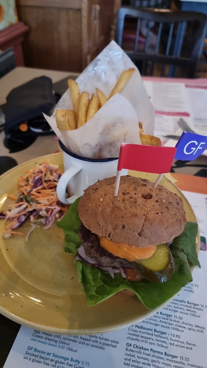 gf lounge burger