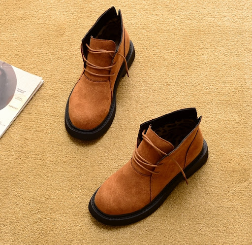 Title 3, Summer flat heel short tube boots with thick bo...