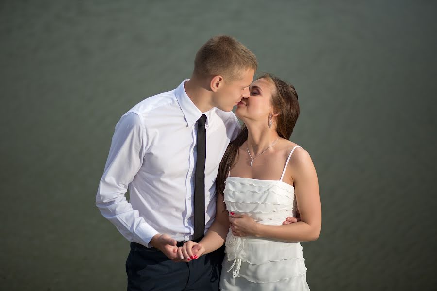 Fotógrafo de casamento Maksim Filyutich (fill). Foto de 14 de agosto 2015