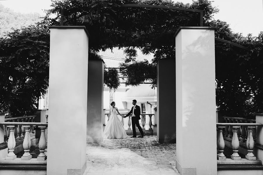 Fotógrafo de casamento Aleksandr Tegza (sanyof). Foto de 19 de julho 2017