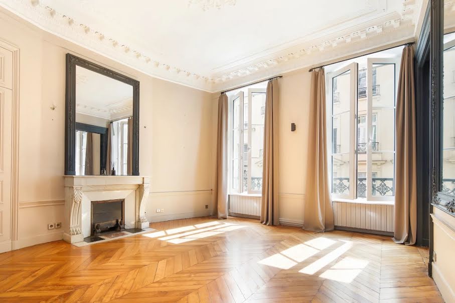 Location  appartement 3 pièces 112 m² à Paris 1er (75001), 4 100 €