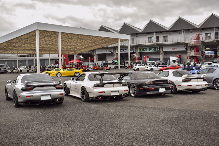 RX-7のドライブ・ロータリー魂・RX-7・FD3Sに関するカスタム事例の投稿画像6枚目