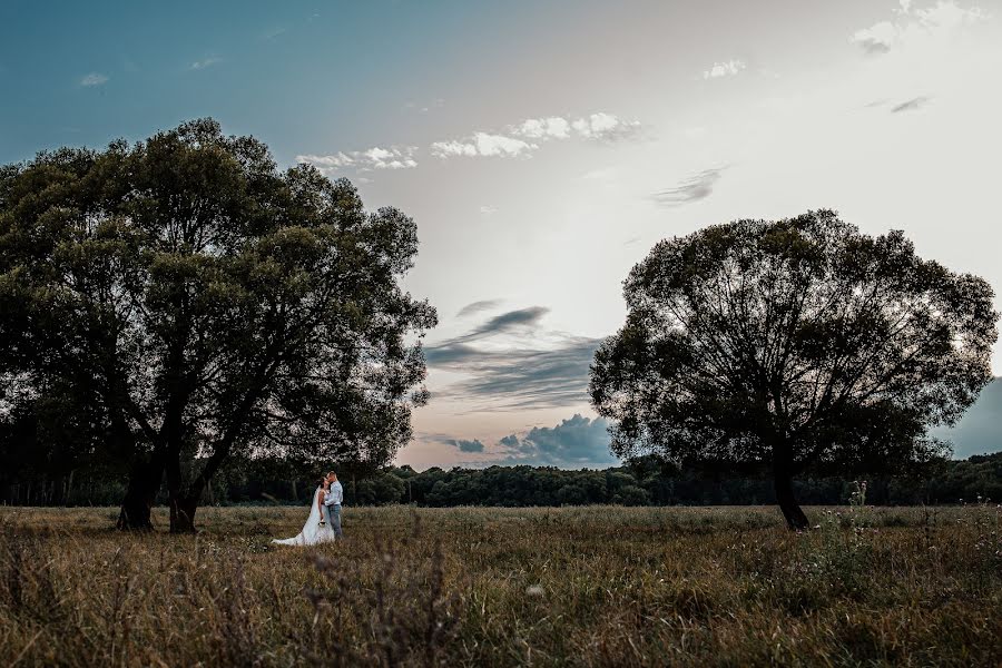 Vestuvių fotografas Artem Yukhov (yukhovart). Nuotrauka 2019 rugpjūčio 20