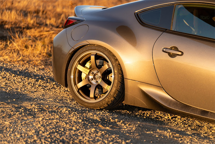GR86のマグネタイトグレーメタリック・いつもいいね＆コメントありがとうございます・86BRZオーナーさんと繋がりたい・86乗りと繋がりたい・ホイール交換に関するカスタム事例の投稿画像3枚目